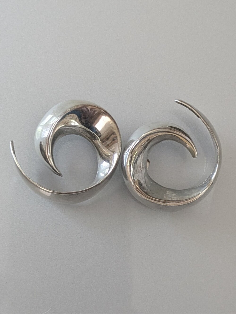 Gorgeous Sterling Silver Vintage Spiral Earrings